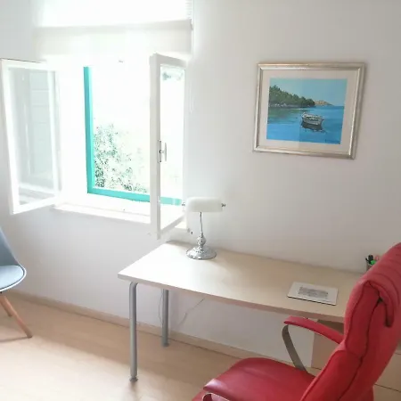 Apartment The Sunshine Near Split And Beach Kastela